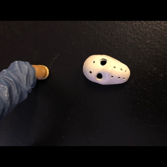 2001 Eminem figurine with chainsaw and mask. - Picture 3 of 3